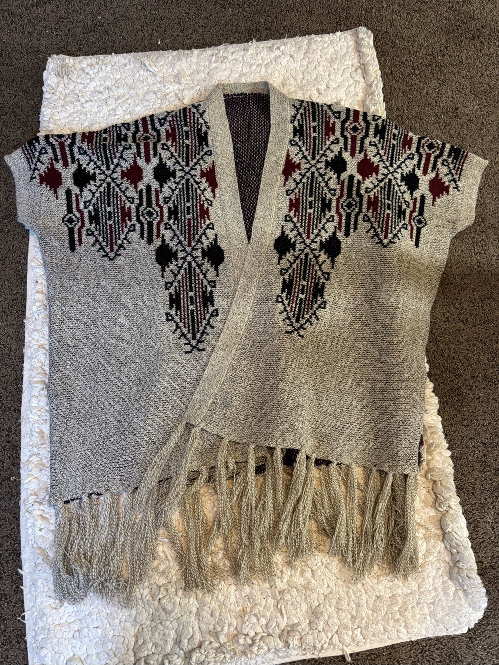Women's Gray Fringe Knit Ruana Sweater with Geometric Argyle Aztec Print Pattern